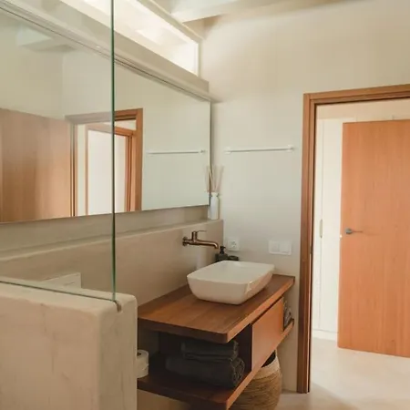 Sal Marina Premium Lajares